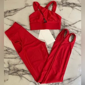 Aggi Isla Top & Winnie Leggings in Lollipop Red, size small